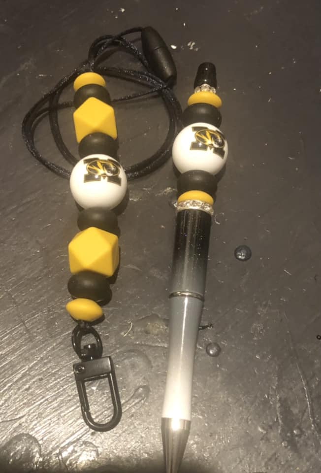 Stockshow Inspired Silicone Bead Lanyard - Ag Teacher - Advisor Lanyard - Pig, Steer, Heifer, Goat, Lamb - Customizable Lanyard