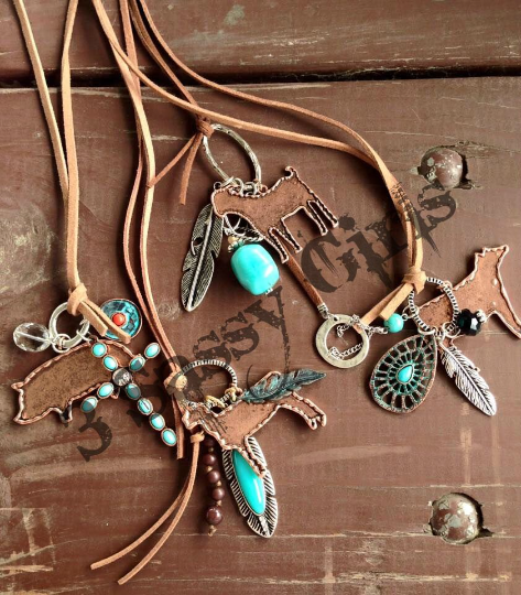 Show 2025 steer necklace